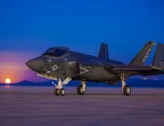 开云体育-文班亚马关键先生闪耀，灰熊力克黄蜂突围关键战