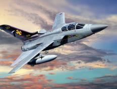 开云体育-绿茵争冠双线激战，德甲焦点对决与安哥拉力克冰岛的全球回响