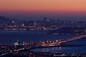 开云体育官网-绝境逢生！拉文如烈风撕破黑暗，鏖战之夜铸就关键先生