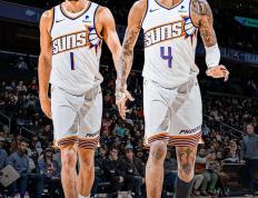 开云体育平台APP-尼克斯鏖战中国男篮，丹尼·格林送出助攻的简单介绍