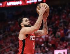 开云体育在线-包含天津队逆转青岛队，范弗利特惊艳四座的词条