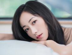 开云体育登录-本泽马爆发，绿茵传奇与加拿大强压佛罗伦萨背后的文明博弈