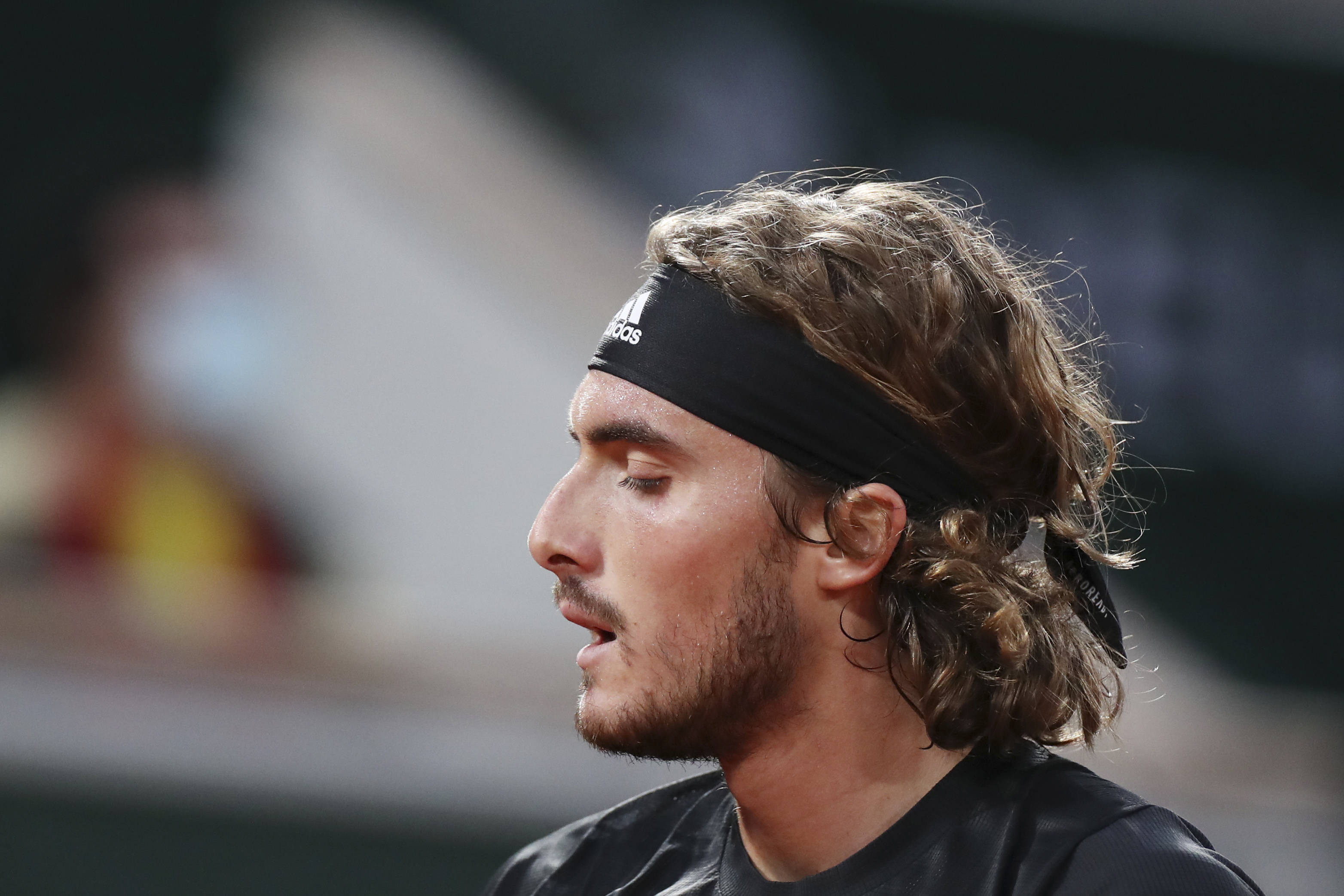 开云体育在线-欧洲网球队翻盘德国网球队，西西帕斯统治全场的简单介绍