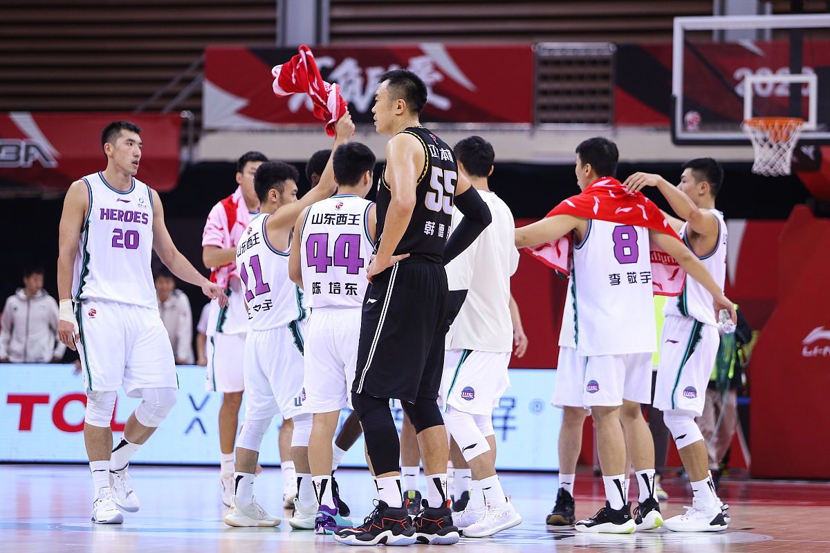 开云体育APP下载-河北男篮在比赛中发挥出色，取得胜利