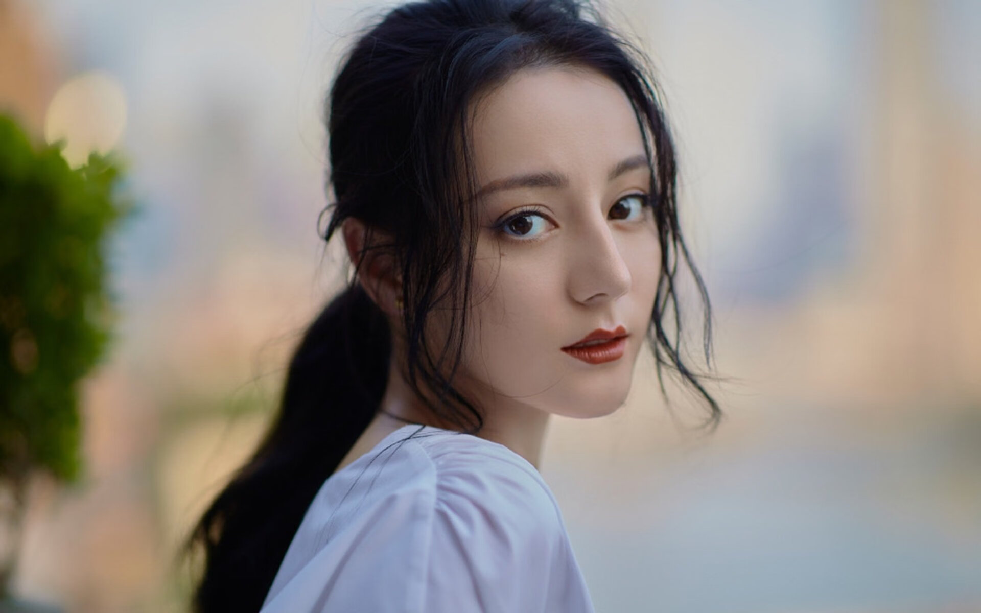 开云体育入口-双线传奇，伊拉克压哨绝杀与富安健洋的英超接管时刻