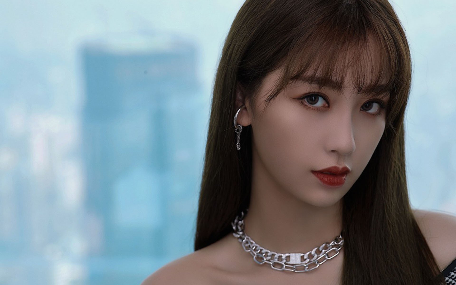 开云体育中国-隔空对决，勇士强势攻克雄鹿，詹姆斯成隐形关键先生