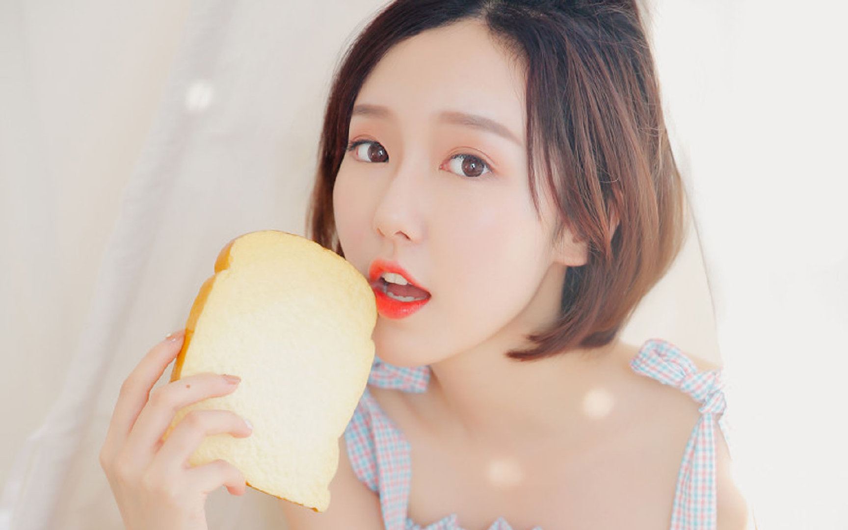 开云APP-跨界星光，内马尔在NBA季后赛之夜的篮球高光秀