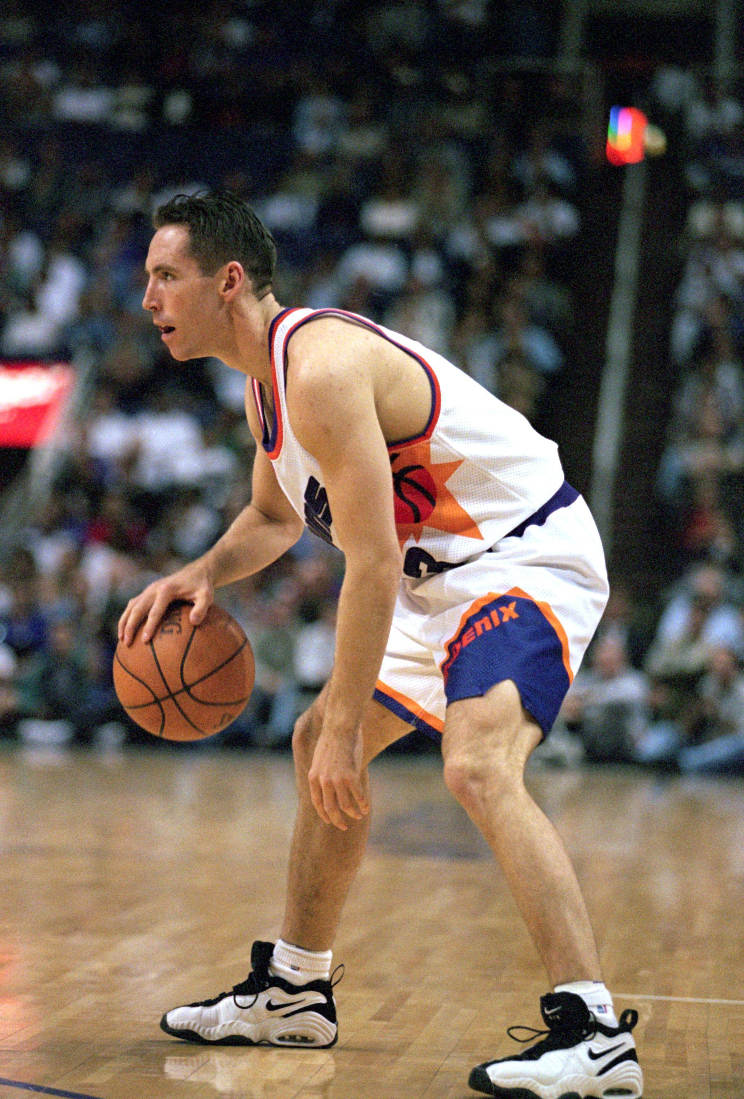 开云体育官网-英超争冠之夜,哈利伯顿个人能力完全展现