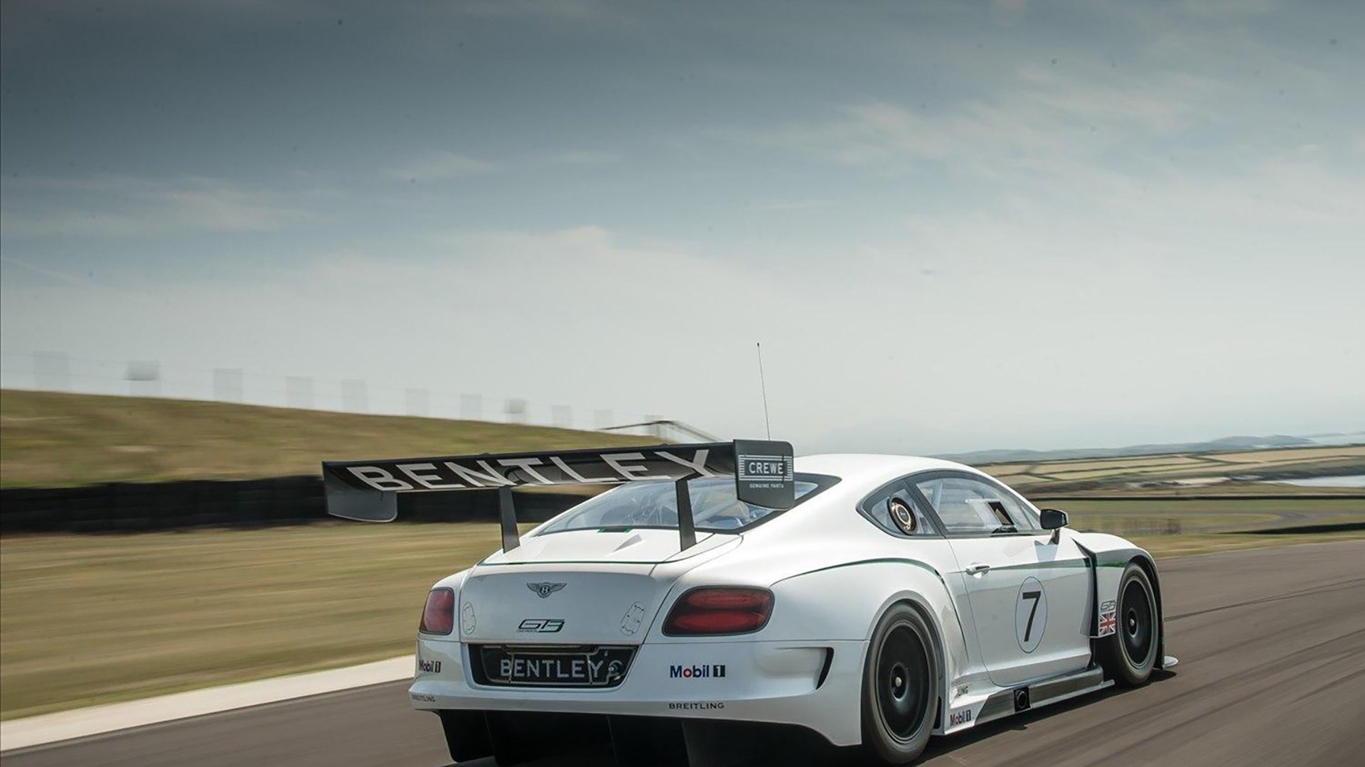 开云体育下载-当阿森纳的火力压制遭遇突尼斯的坚韧，谁主沉浮？